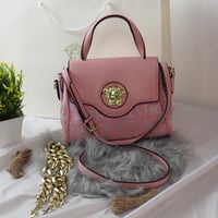 شنطة ماركة فرزاتشي  - صورة 4