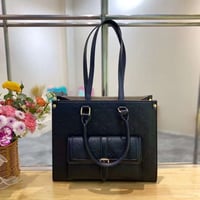 شنطة نسائية ماركة لويس فيتون - Image 3
