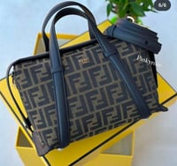 شنطة نسائية ماركة فندي  - Image 3