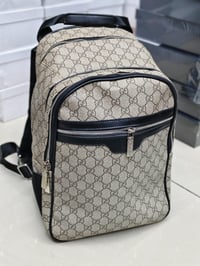 شنطة ظهر ماركة قوتشي - Image 4