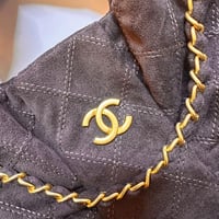 شنطة نسائية ماركة شانيل  - صورة 10