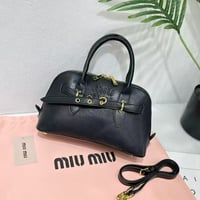 شنطة نسائية ماركة ميو ميو  - صورة 2