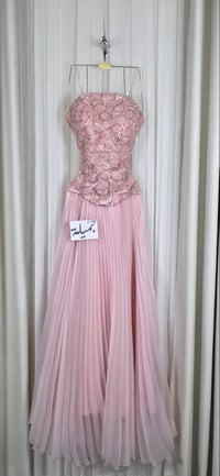 فستان سهرة كلفه مع اورجينزا  - صورة 3