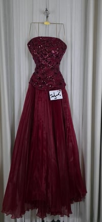 فستان  - صورة 2