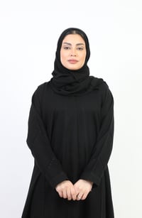 عباية كلاسيك مزينة بتطريز - صورة 3