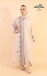 عباية كريب لف مطرزة - صورة 2