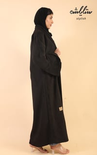 عبايه شامواه شتوي نواعم لف باللون الاسود - صورة 4