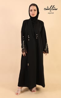 عباية كلاسيك مزينة بدانتيل على الأكمام - صورة 1
