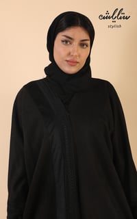 عبايه شامواه نواعم شتوي  ازرار باللون الأسود - صورة 2