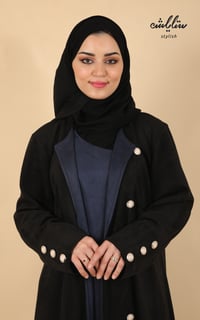 عبايه شامواه شتوي ازرار مخفيه باللوت الاسود والكحلي - صورة 6