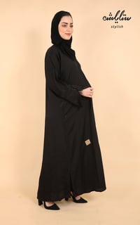 عباية كلاسيك مزينة بكريستال  - صورة 5