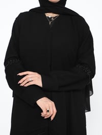 عباية شاكيرا بأزرار  باللون الأسود  - صورة 5