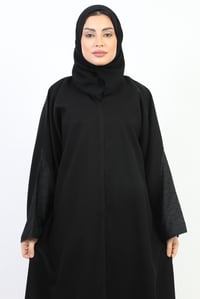 عباية كويتي واسعة بأزرار - صورة 3
