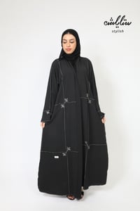 عباية كلاسيك لف باللون الأسود - صورة 1