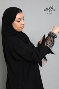 عباية ليالي منقطة بدانتيل على الكم - صورة 10