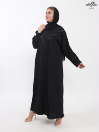 عباية لف خليجي باللون الأسود - صورة 5