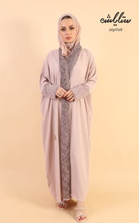عباية لنن لف بتدخيلات دانتيل - صورة 2
