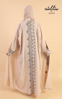 عباية كريب لف مطرزة - صورة 9