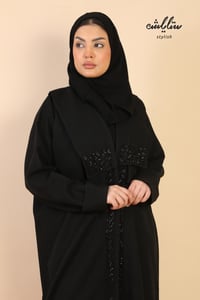 عباية لف كويتي مزينة بشك على العباية - صورة 4