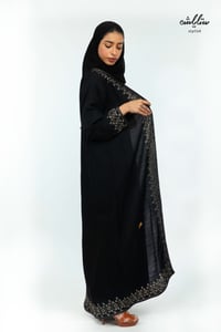 عباية لنن لف بحريني مطرزة - صورة 2