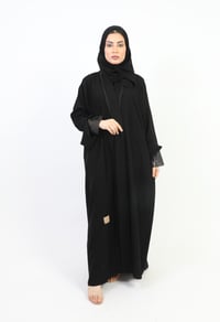 عباية كلاسيك لف مزينة بدانتيل على الأكمام - صورة 2