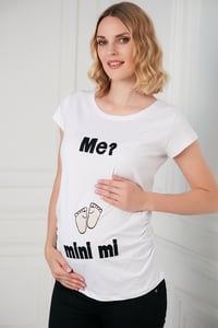 تي شيرت حوامل باللون الأبيض بطبعة لطيفة - صورة 4