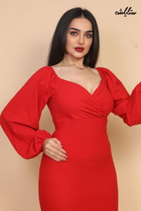 فستان أنيق باللون الأحمر بكم طويل واسع ( اوف شولدر )وقصة صدر ناعمة بلمسة أنثوية جذابة - صورة 15