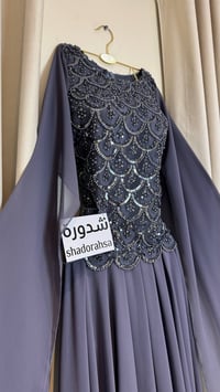 فستان سهرة شيفون كلفة الصدر بوشاح - Image 3