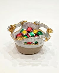 SLB 'Gray Cherry Blossom' Ceramic Basket - صورة 4