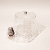 ARBOOSH PLEXI CAKE PLATTER W/ MOTHER OF PEARL HANDLE - صورة 3