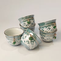 Set of 6 Porcelain Arabic Coffee Cups - Green + Gold Trimmings - صورة 4