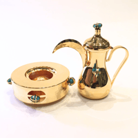 Gold plated dallah with heater and precious blue turquoise stones - صورة 3