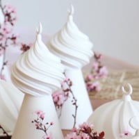 فبه مع صحن من السيراميك السويدي باللون الابيض صناعه يدويه - Image 3