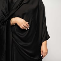 بشت حرير طبيعي لامع (الجوهرة السوداء) - صورة 3