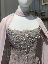 فستان سهرة كورسيه دانتيل مع قفازات - صورة 3