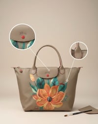 FLORA - صورة 2