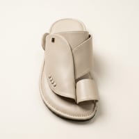 حذاء شرقي إيطالي - صورة 1