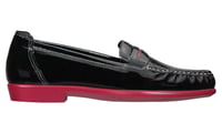 Penny J Slip On Loafer - Black Pat Rouge - صورة 2