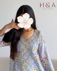 مخور سِحر الأزرق - صورة 1