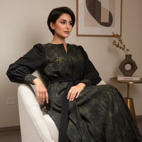 كارديغان كلاسيكي منقوش باللون الأسود والزيتي لإطلالة راقية - صورة 4