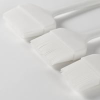 White silicone cake oil brush - Image 1