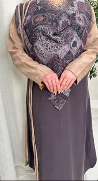 جلابية وشاح - صورة 1