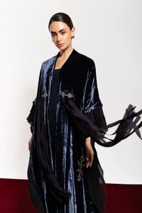 Bisht Royal Blue Velvet Abaya With Side Chiffon - Image 3