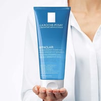 La Roche-Posay Effaclar Purifying Foaming Gel for Unisex 200ml - Image 2