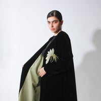 مخمل اسود مع شك و ريش - Image 6