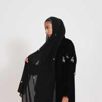 مخمل أسود مع ورد - Image 8