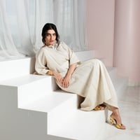 جلابيه لينن مقلم مع شك - Image 5