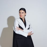بليزر اسود و ابيض مقلم - Image 7