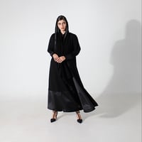 كريب اسود كلوش - Image 6