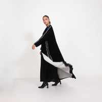 مموج اسود مع تطريز - Image 2